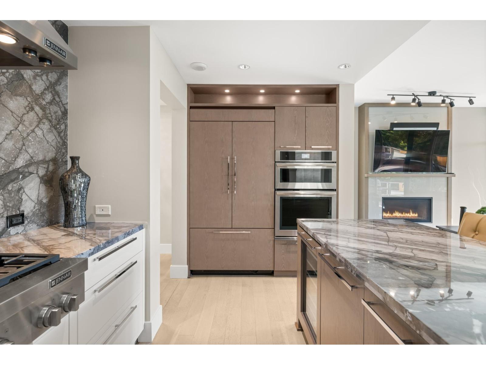 807 1501 Vidal Street, White Rock, British Columbia  V4B 0B5 - Photo 6 - R3129380