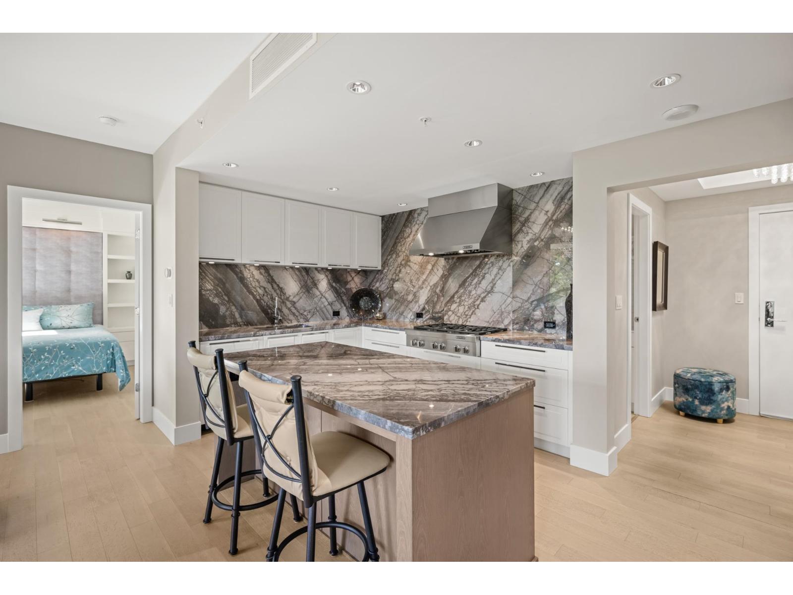 807 1501 Vidal Street, White Rock, British Columbia  V4B 0B5 - Photo 8 - R3129380
