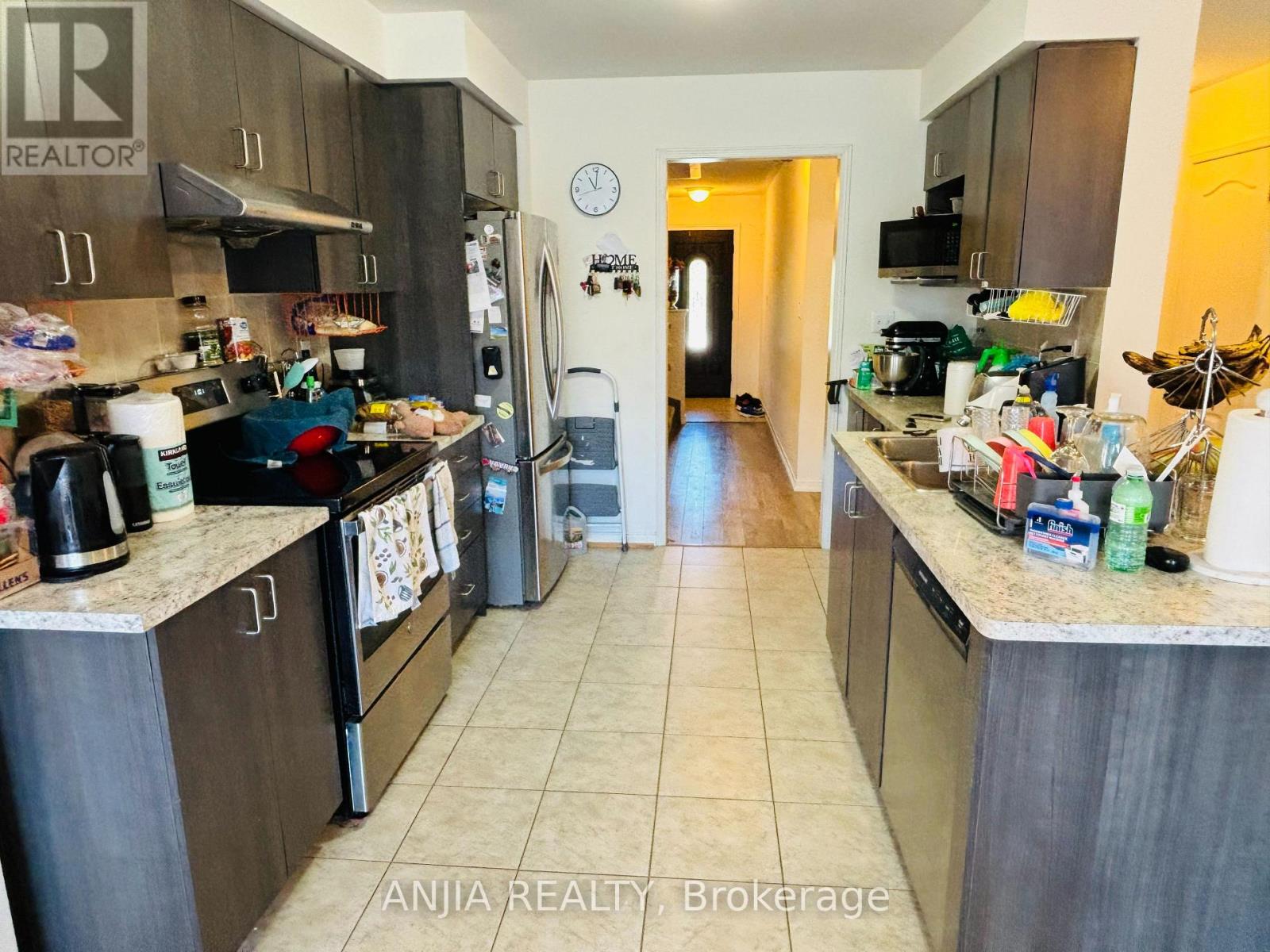 169 Dance Act Avenue, Oshawa, Ontario  L1L 0H4 - Photo 4 - E13222486