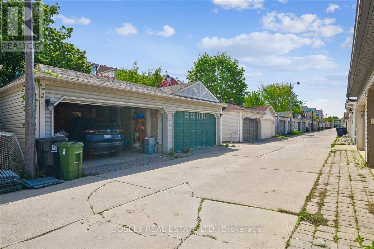 68 Sarah Ashbridge Avenue, Toronto, Ontario  M4L 3Y9 - Photo 28 - E13222746