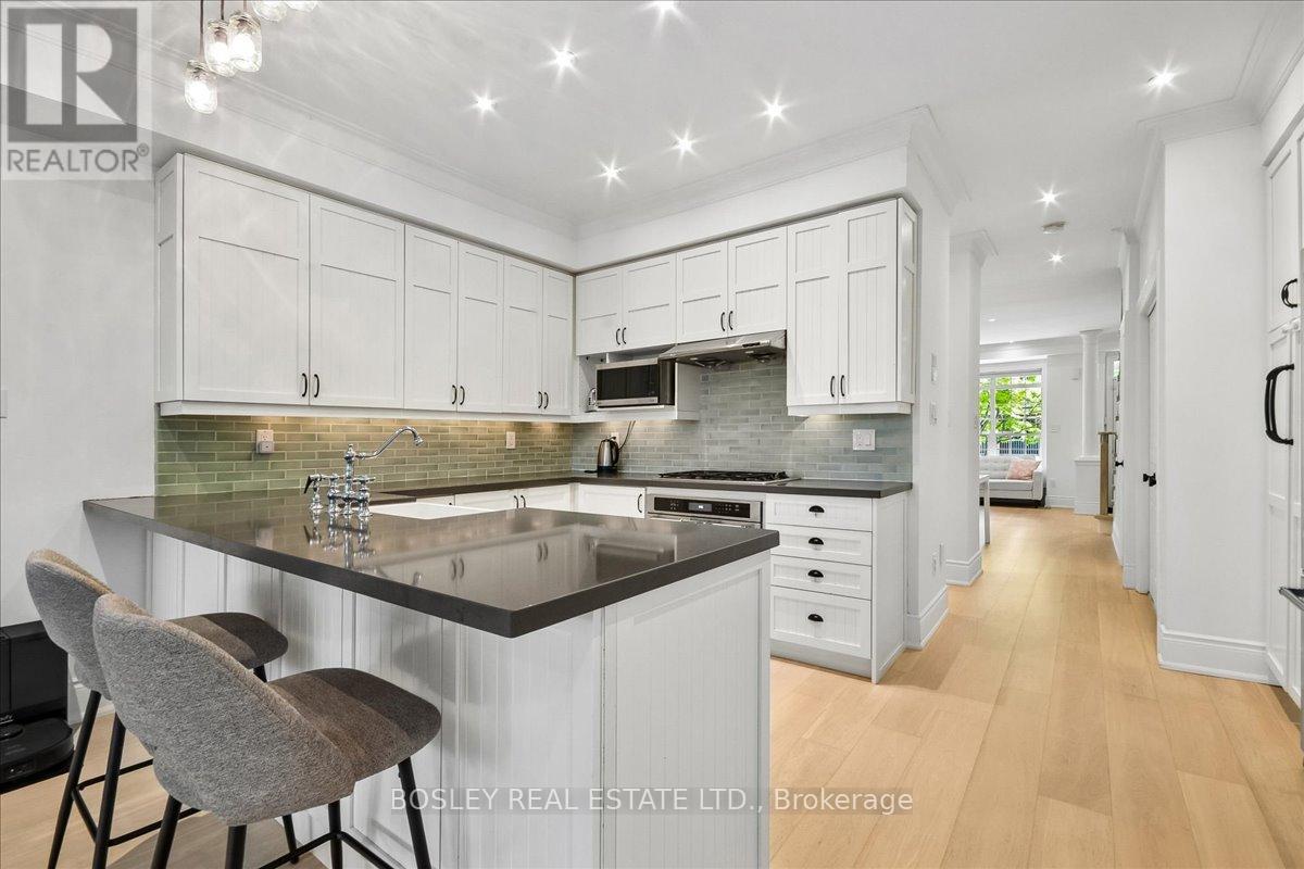 68 Sarah Ashbridge Avenue, Toronto, Ontario  M4L 3Y9 - Photo 9 - E13222746