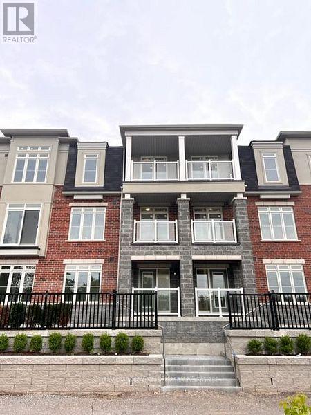 204 - 2540 WILLIAM JACKSON DRIVE