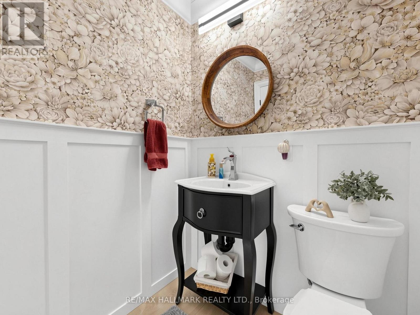 98 Arrowhead Drive, Vaughan, Ontario  L4L 4A5 - Photo 21 - N13222492