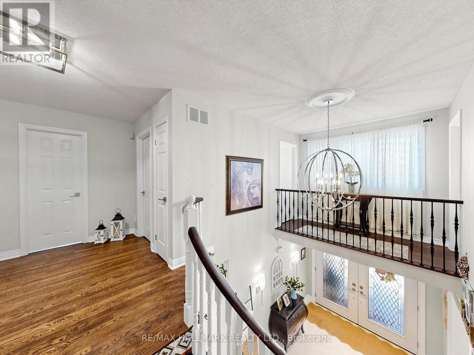 98 Arrowhead Drive, Vaughan, Ontario  L4L 4A5 - Photo 25 - N13222492