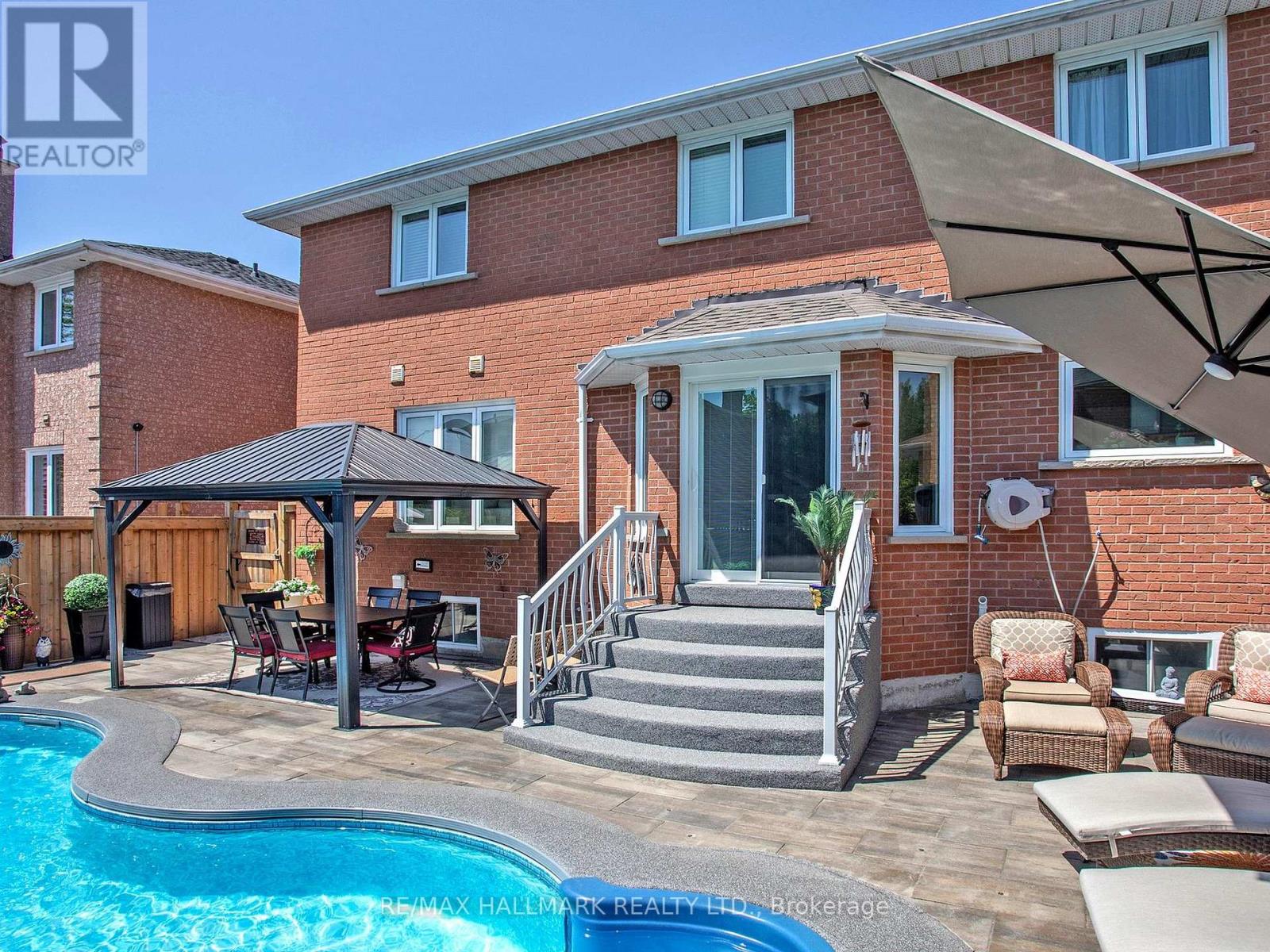 98 Arrowhead Drive, Vaughan, Ontario  L4L 4A5 - Photo 46 - N13222492