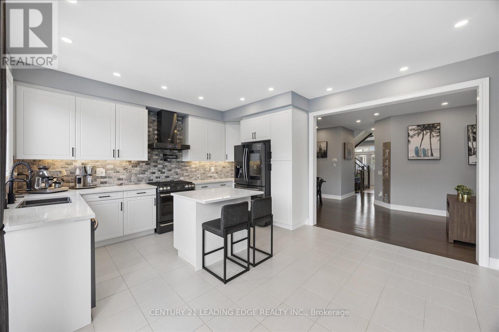 115 Ben Sinclair Avenue, East Gwillimbury, Ontario  L9N 0S3 - Photo 11 - N13222558