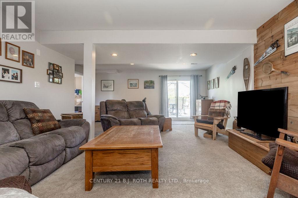 2823 Small Street, Innisfil, Ontario  L9S 1H2 - Photo 28 - N13222616