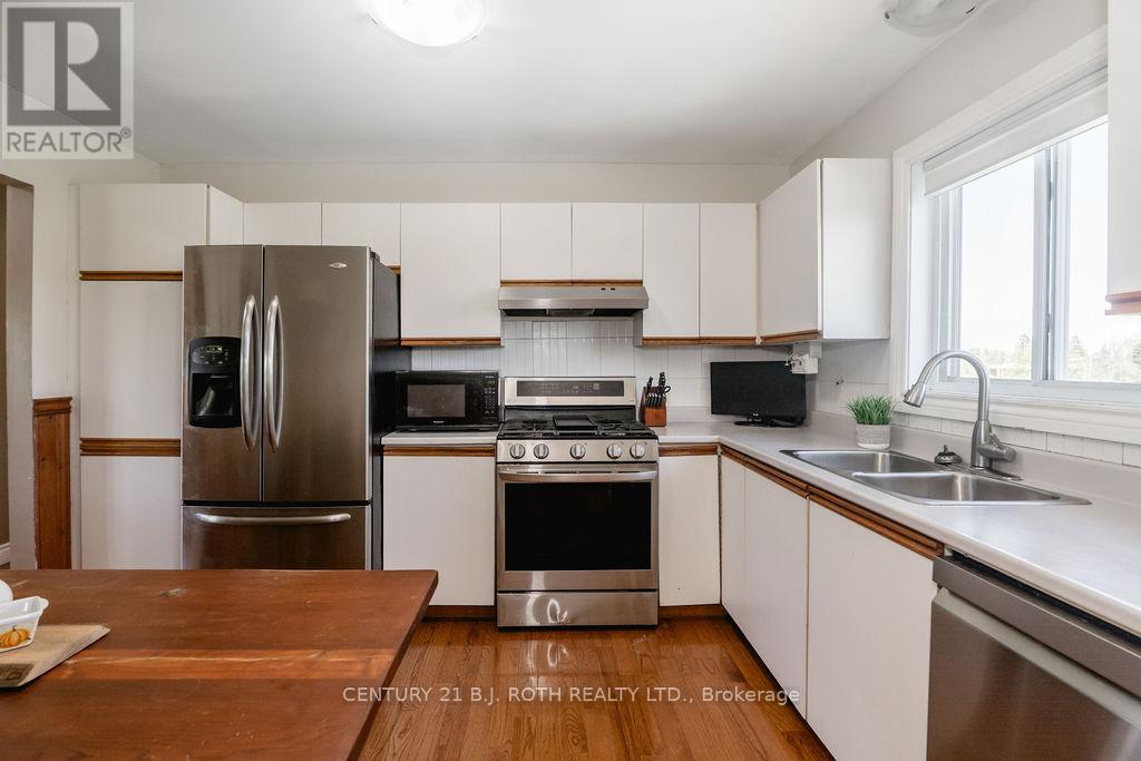 2823 Small Street, Innisfil, Ontario  L9S 1H2 - Photo 7 - N13222616