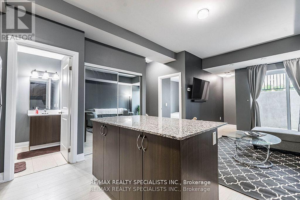 402 B - 5279 Highway 7, Vaughan, Ontario  L4L 1T4 - Photo 3 - N13222722