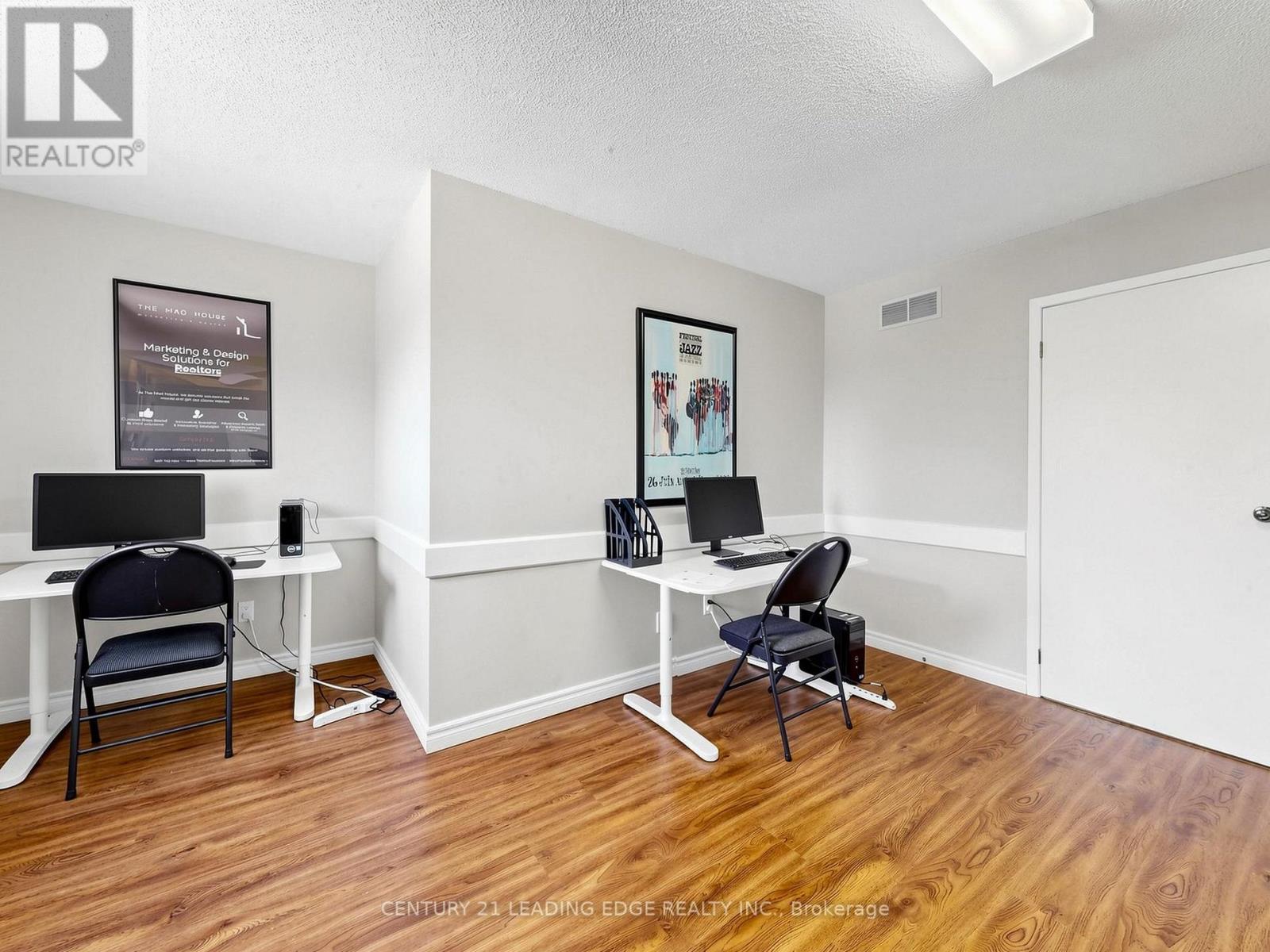 21 Metro Road S, Georgina, Ontario  L4P 1V7 - Photo 28 - N13222780