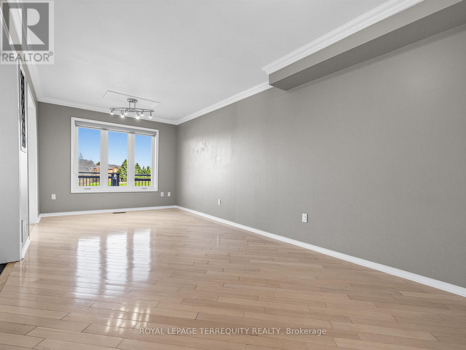 284 Pinnacle Trail, Aurora, Ontario  L4G 7G2 - Photo 7 - N13222854