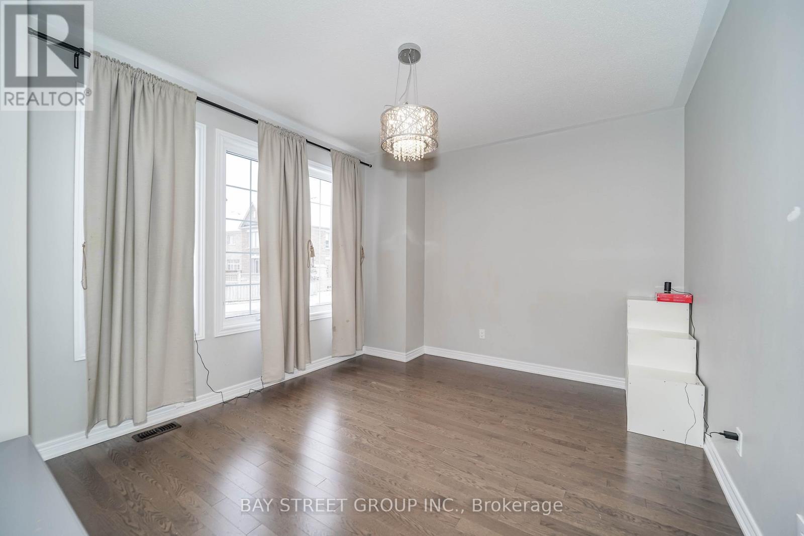 7 Gordon Landon Drive, Markham, Ontario  L6B 0X9 - Photo 10 - N13222880