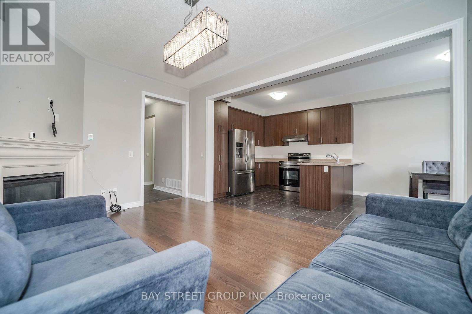 7 Gordon Landon Drive, Markham, Ontario  L6B 0X9 - Photo 15 - N13222880
