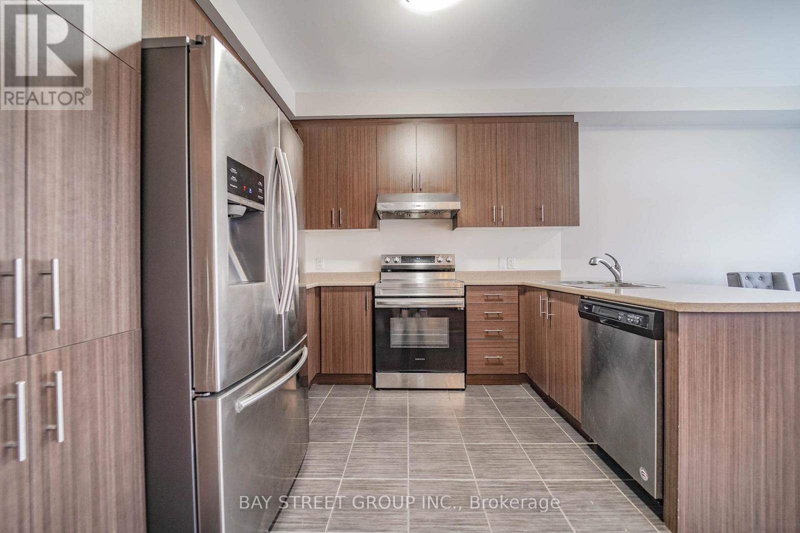 7 Gordon Landon Drive, Markham, Ontario  L6B 0X9 - Photo 17 - N13222880