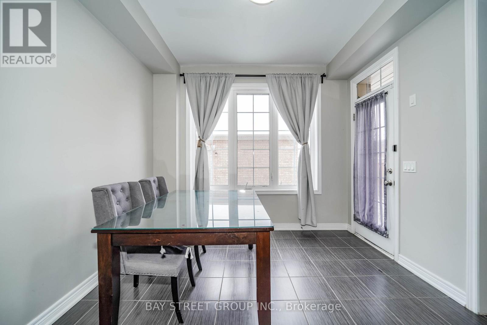 7 Gordon Landon Drive, Markham, Ontario  L6B 0X9 - Photo 18 - N13222880