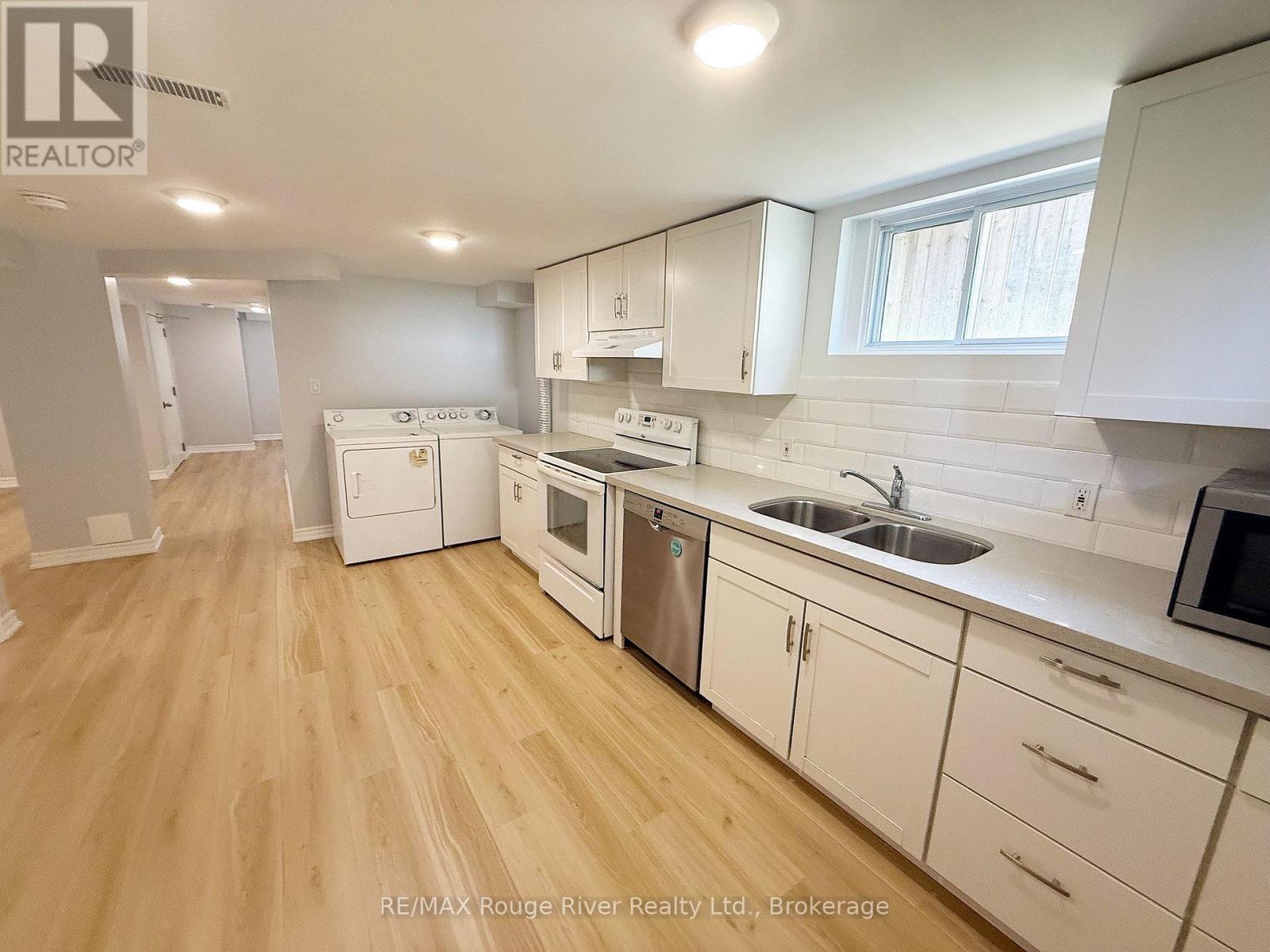 200 Trent Street E, Whitby, Ontario  L1N 1L6 - Photo 11 - E13195776