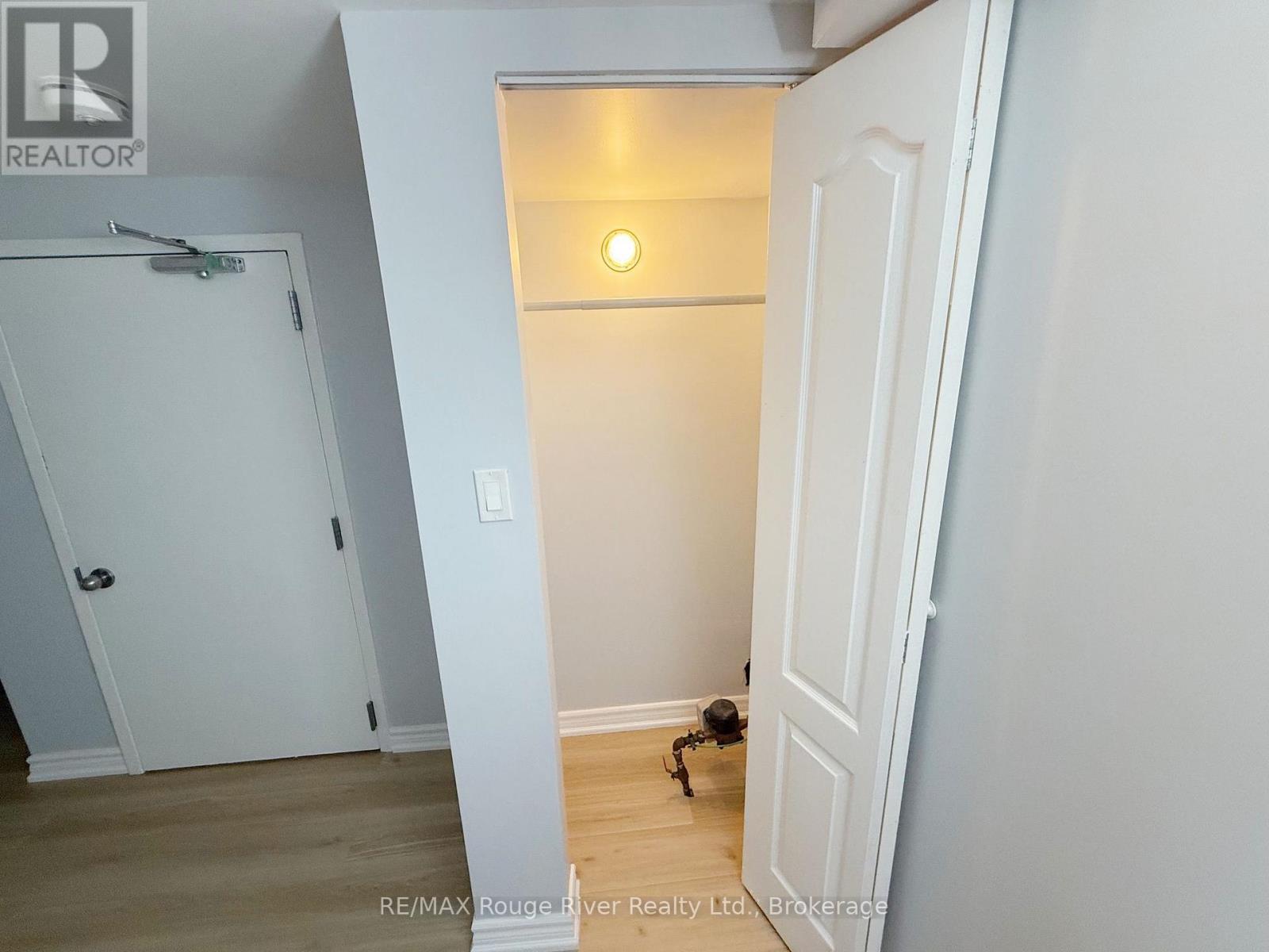 200 Trent Street E, Whitby, Ontario  L1N 1L6 - Photo 19 - E13195776