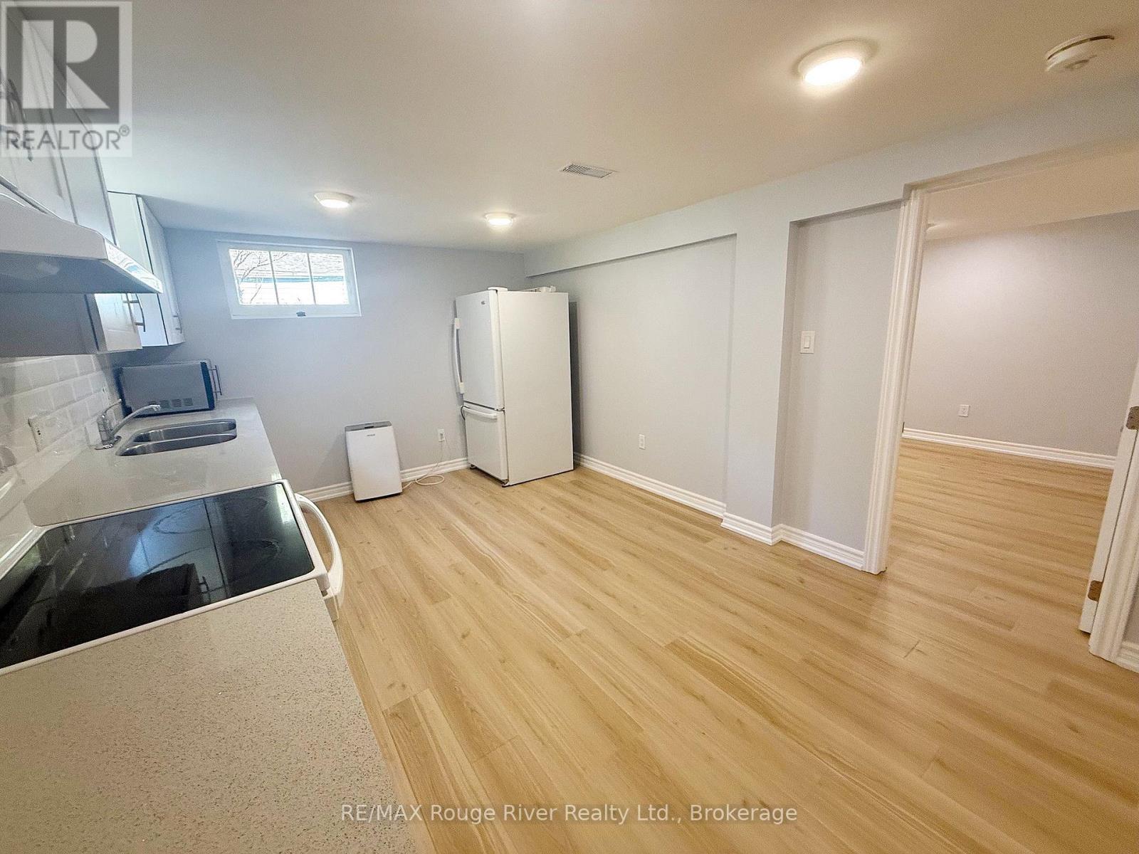 200 Trent Street E, Whitby, Ontario  L1N 1L6 - Photo 14 - E13195776
