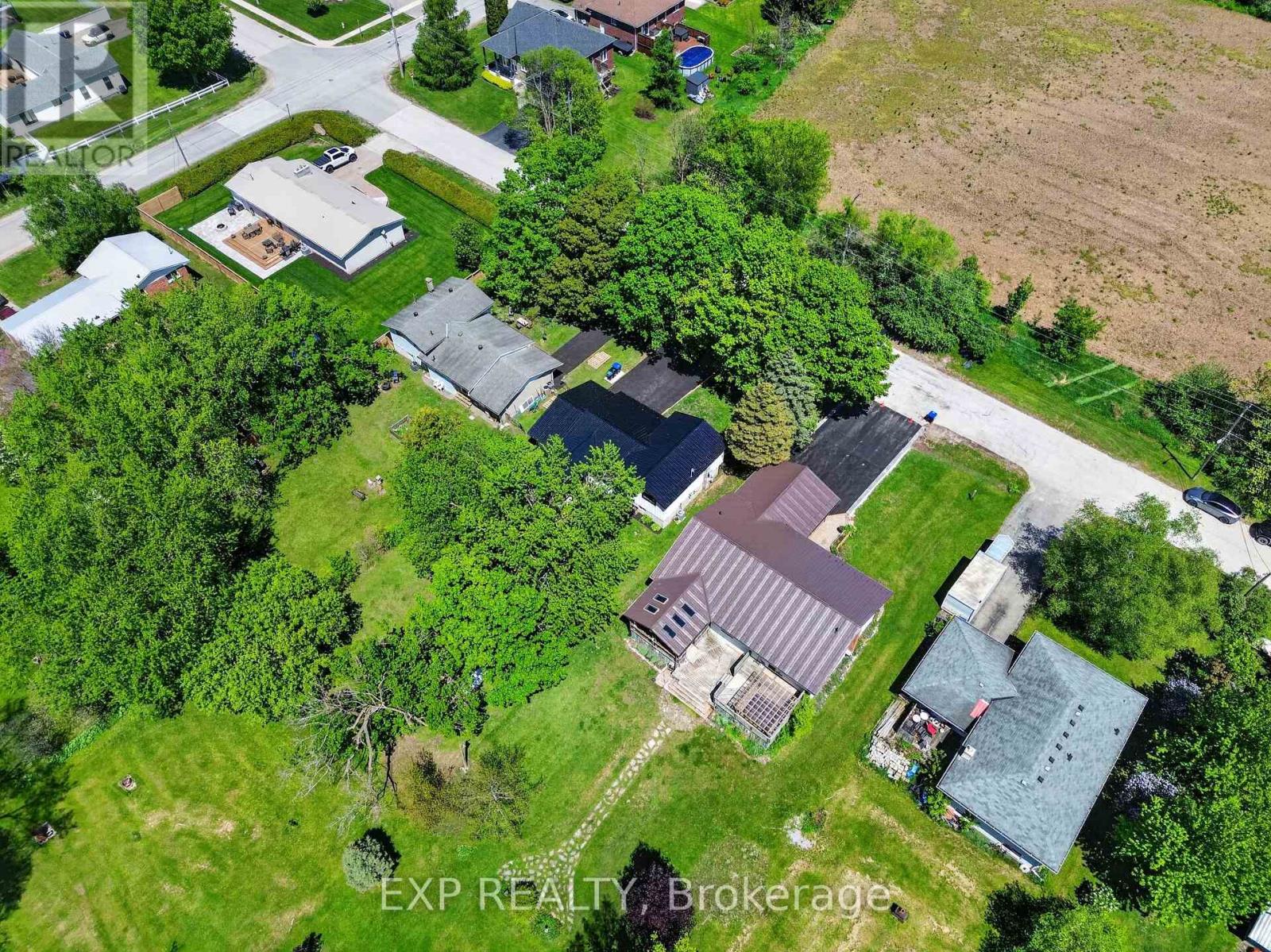 92 Mary Street, Clearview (Creemore), Ontario  L0M 1G0 - Photo 48 - S13222482