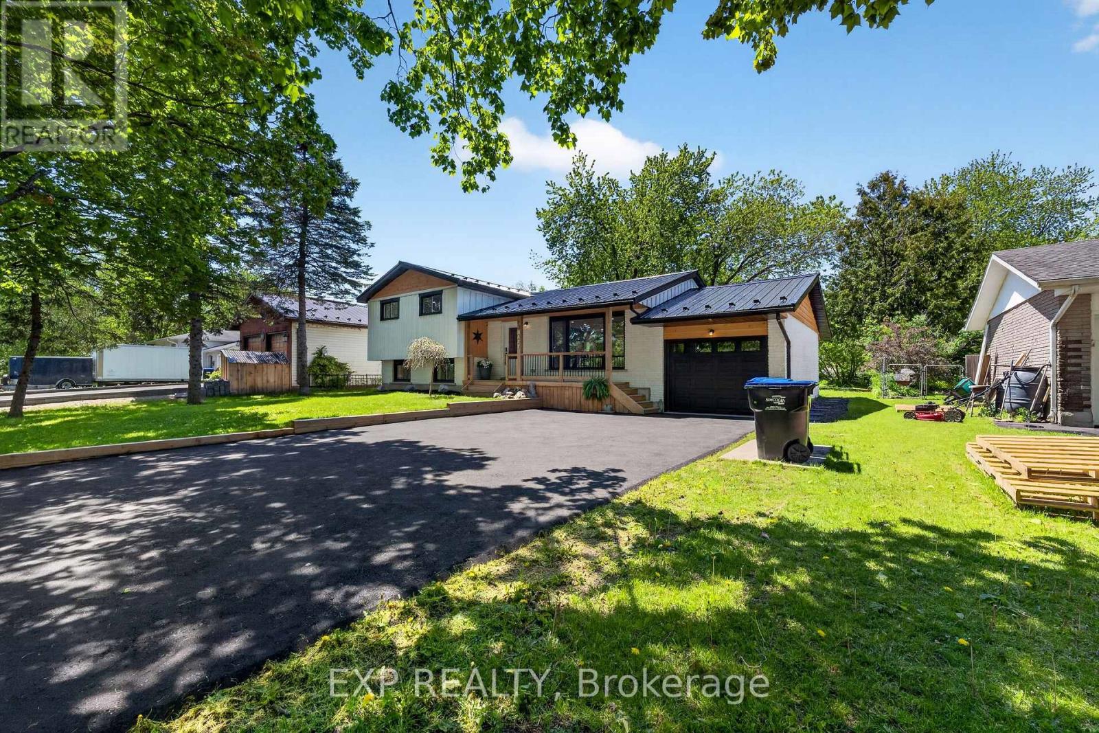 92 Mary Street, Clearview (Creemore), Ontario  L0M 1G0 - Photo 5 - S13222482