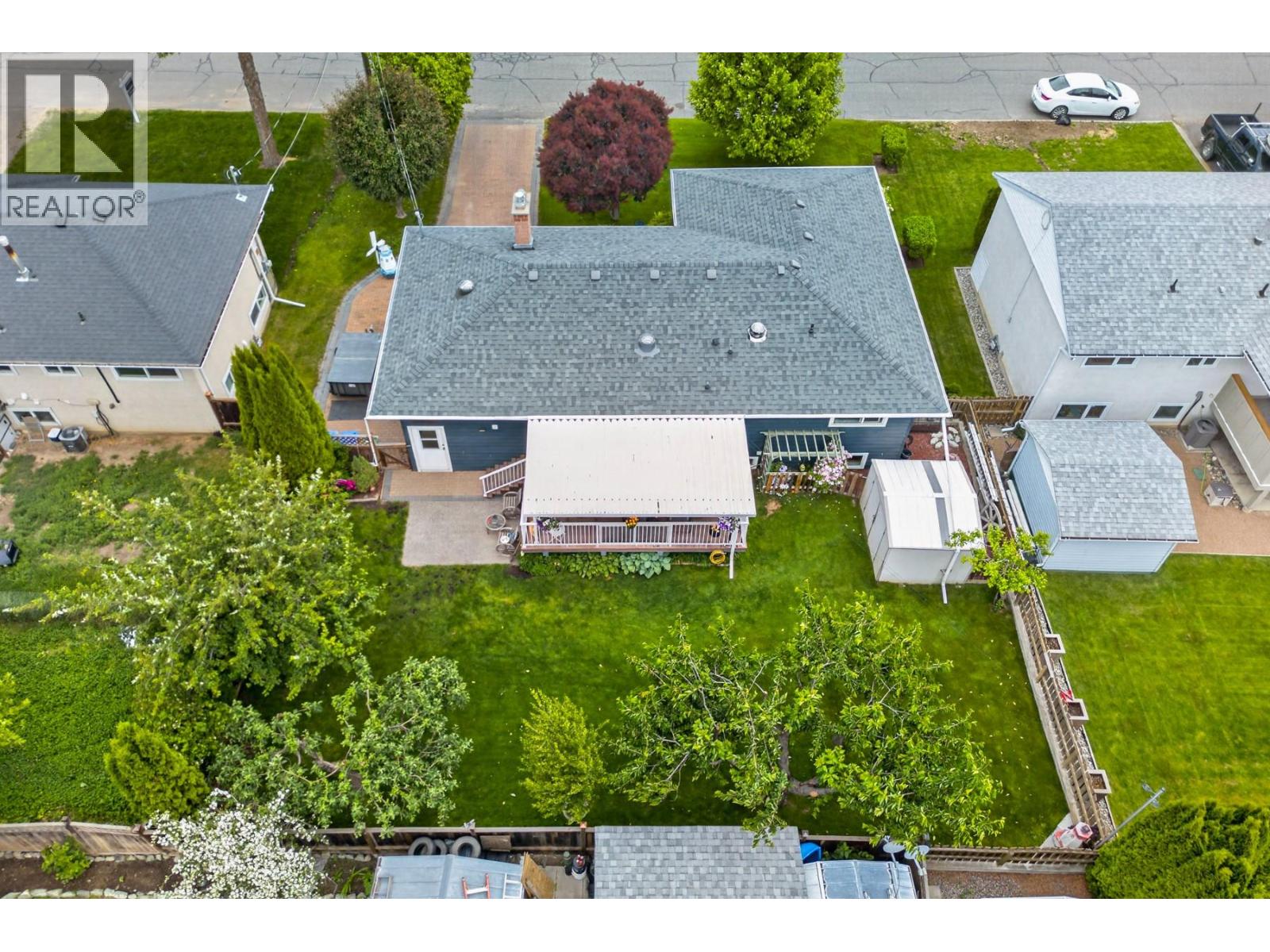 625 Brandon Avenue, Kamloops, British Columbia  V2B 1N5 - Photo 2 - 10389626