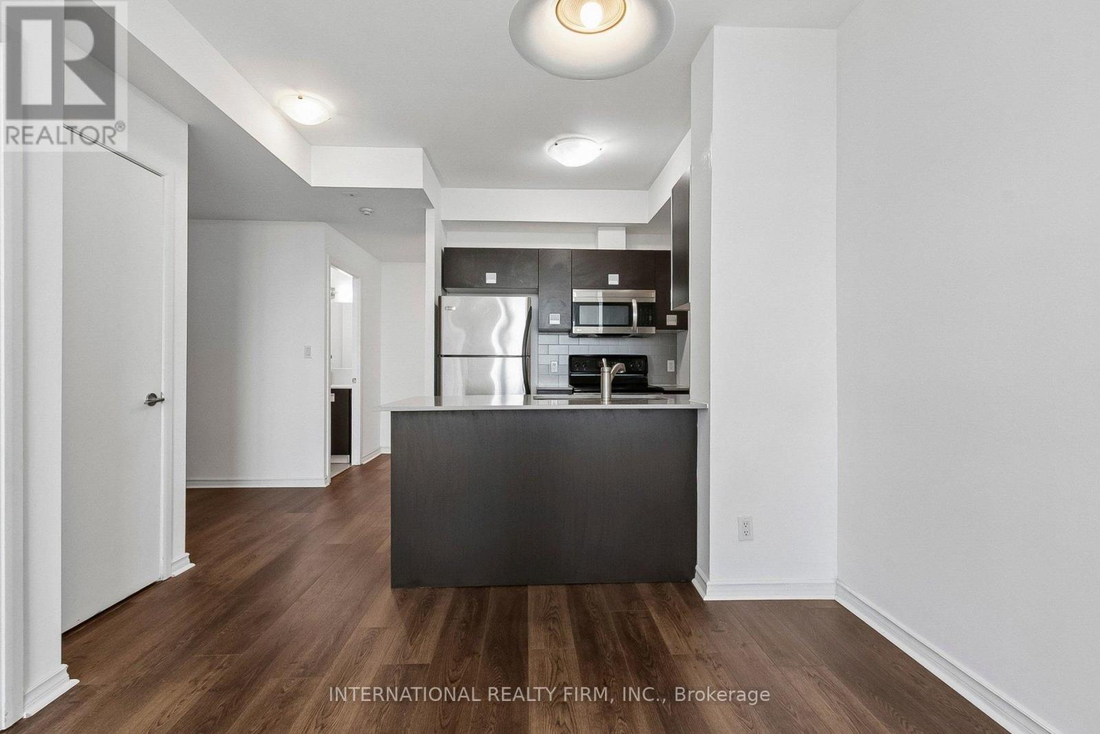 1011 - 3391 Bloor Street W, Toronto, Ontario  M8X 1G3 - Photo 4 - W13222654