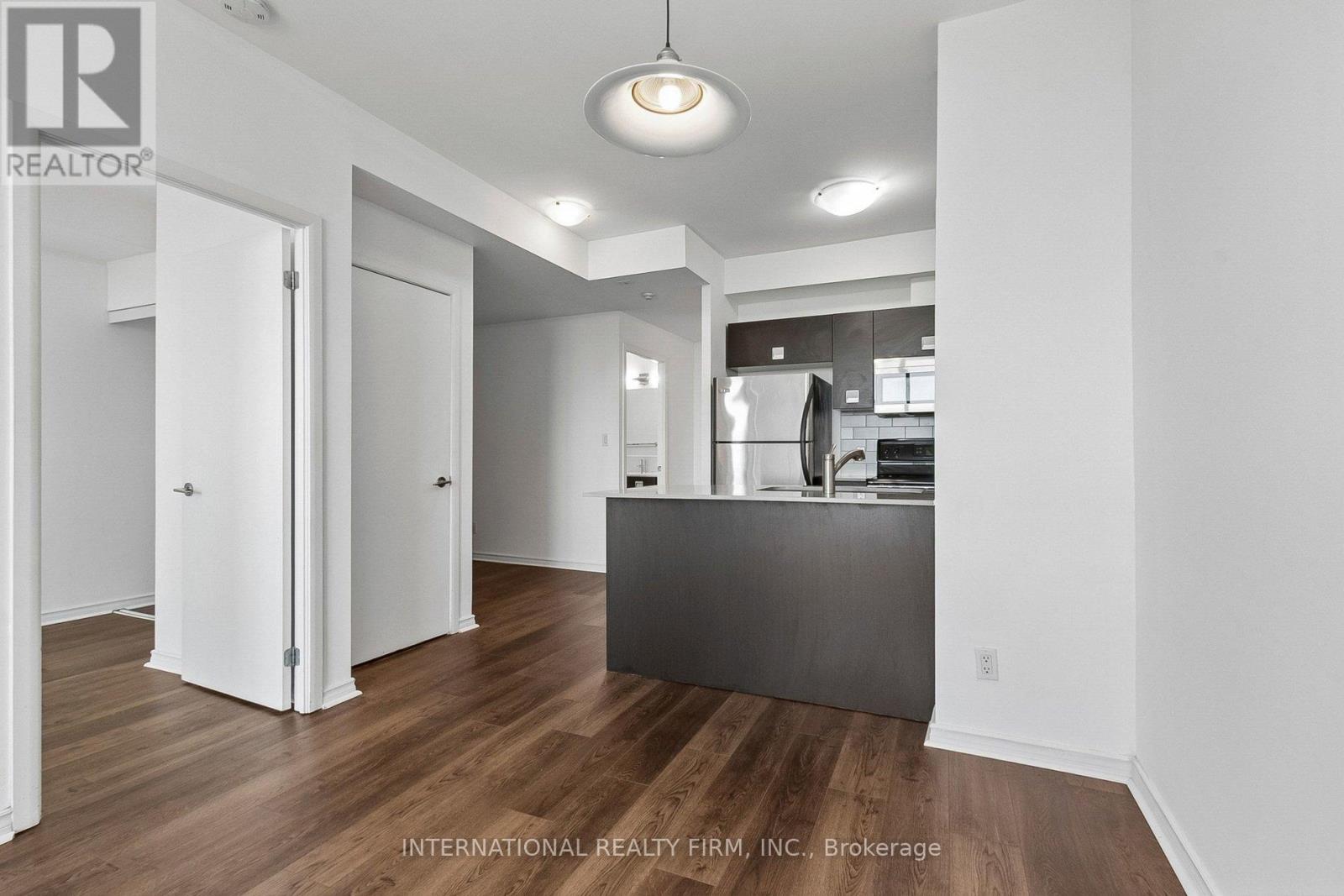 1011 - 3391 Bloor Street W, Toronto, Ontario  M8X 1G3 - Photo 5 - W13222654