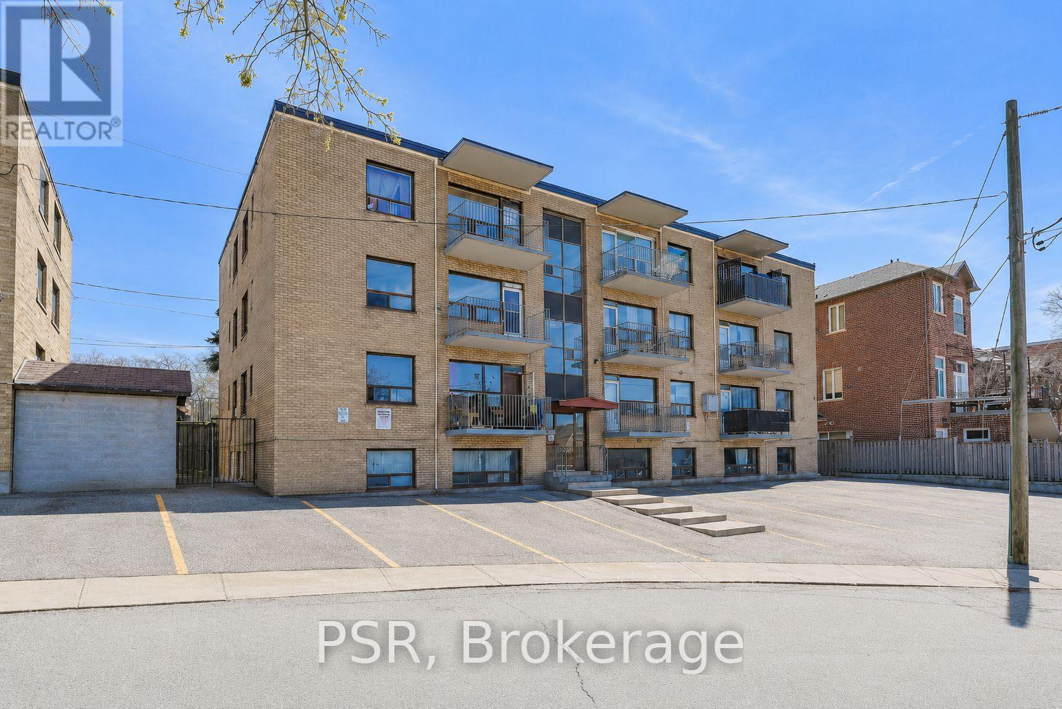 102 - 2208 DUFFERIN STREET, Toronto, Ontario