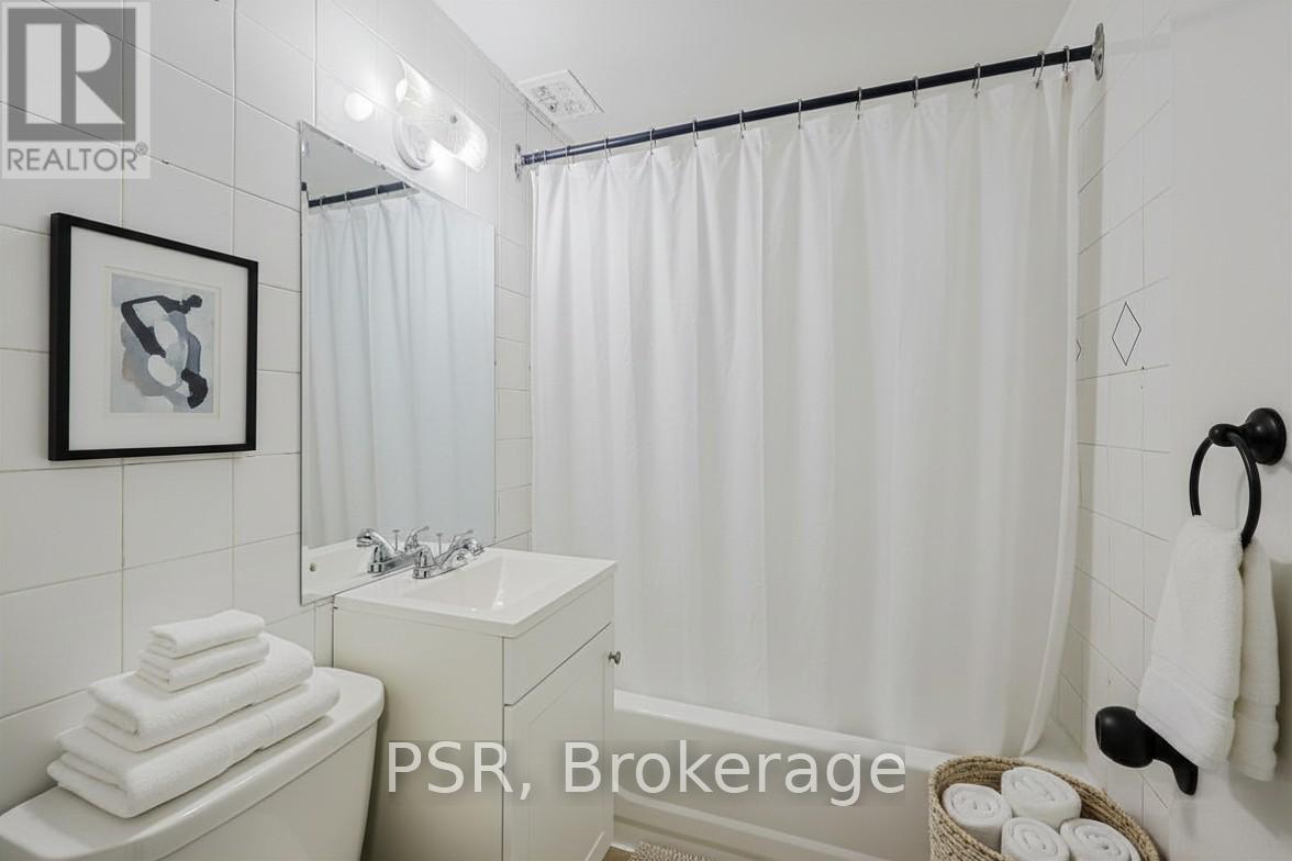 102 - 2208 Dufferin Street, Toronto, Ontario  M6E 3R8 - Photo 6 - W13222678