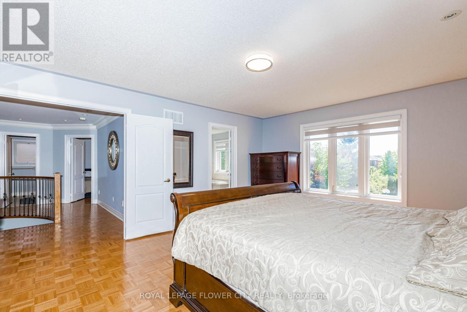 1058 Agram Drive, Oakville, Ontario  L6H 7L6 - Photo 29 - W13222710
