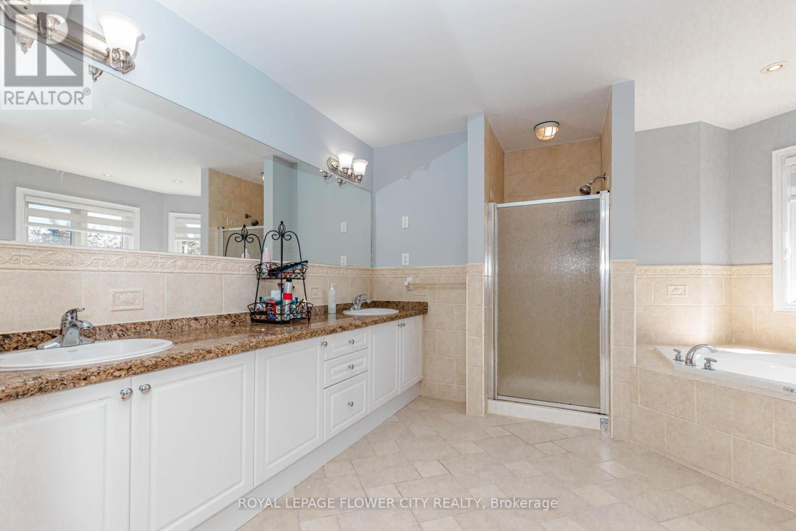 1058 Agram Drive, Oakville, Ontario  L6H 7L6 - Photo 30 - W13222710