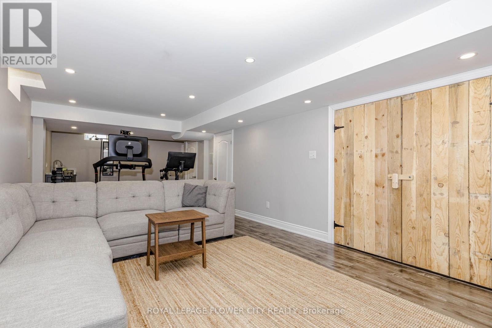 1058 Agram Drive, Oakville, Ontario  L6H 7L6 - Photo 41 - W13222710