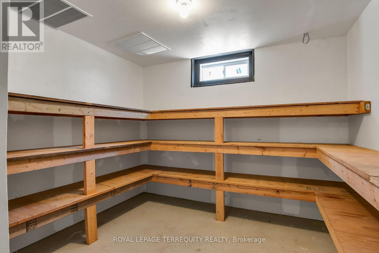 57 Calico Drive, Toronto, Ontario  M3L 1V7 - Photo 43 - W13222764