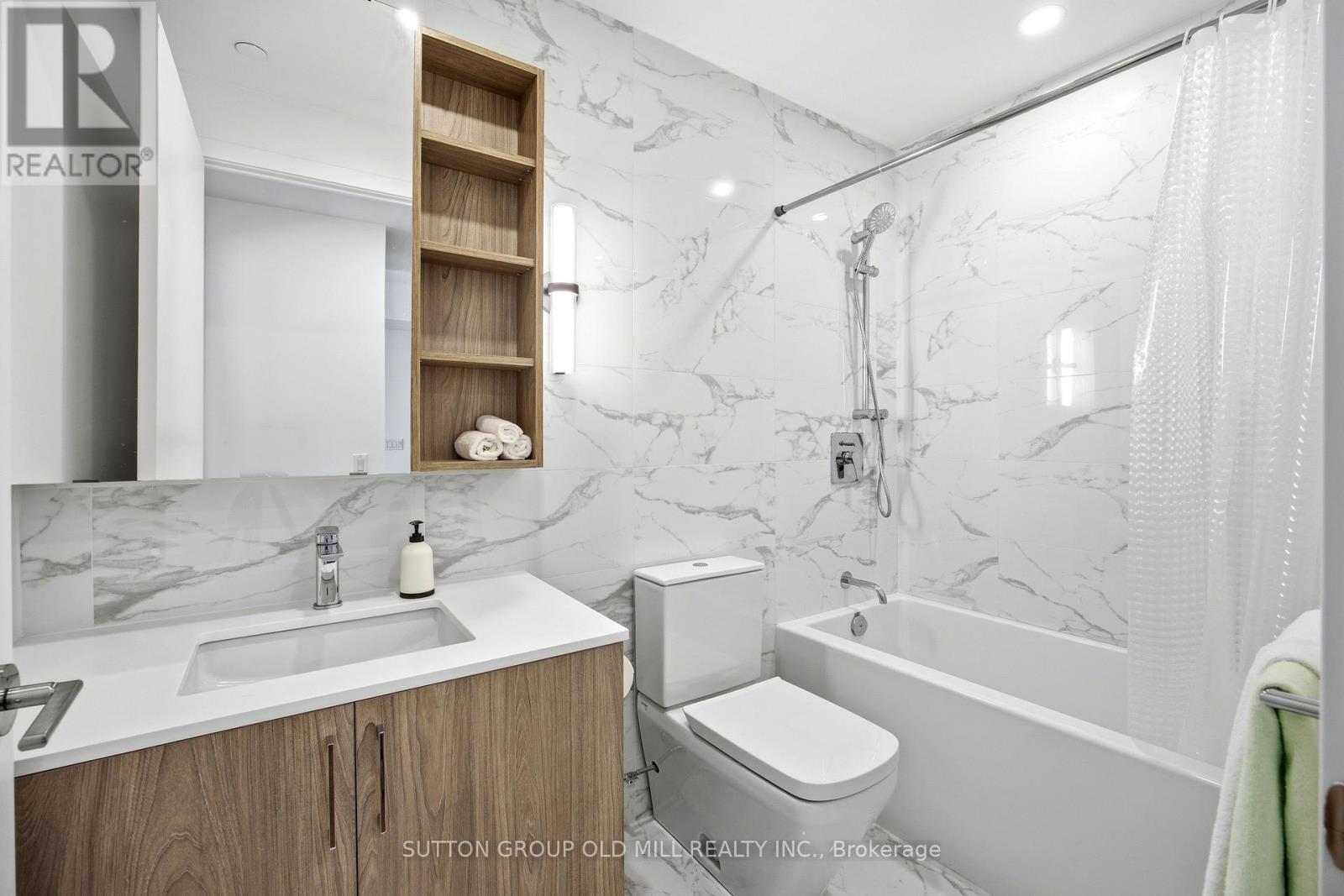329 - 689 The Queensway, Toronto, Ontario  M8Y 1L1 - Photo 15 - W13222788