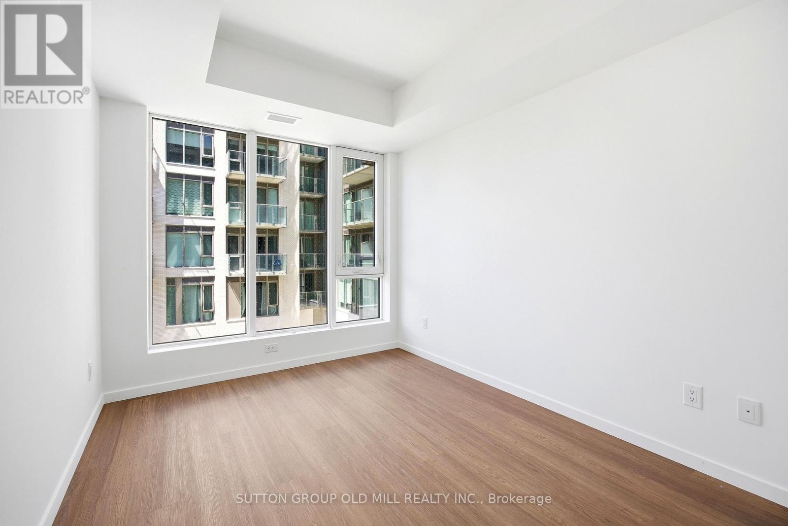 329 - 689 The Queensway, Toronto, Ontario  M8Y 1L1 - Photo 17 - W13222788