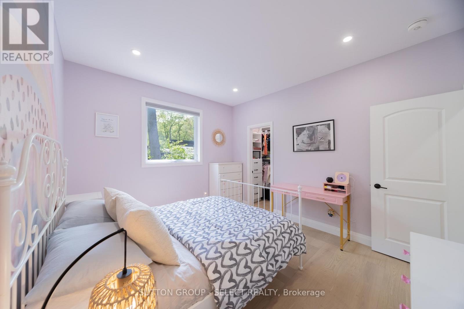 10111 Pinery Bluffs Road, Lambton Shores, Ontario  N0M 1T0 - Photo 33 - X13222982