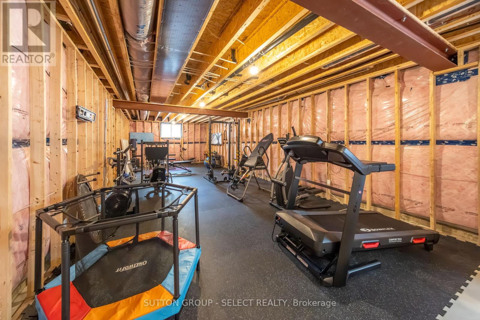 10111 Pinery Bluffs Road, Lambton Shores, Ontario  N0M 1T0 - Photo 47 - X13222982