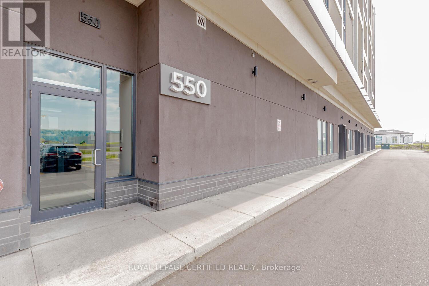 906 - 550 North Service Road, Grimsby, Ontario  L3M 0M9 - Photo 2 - X13222536