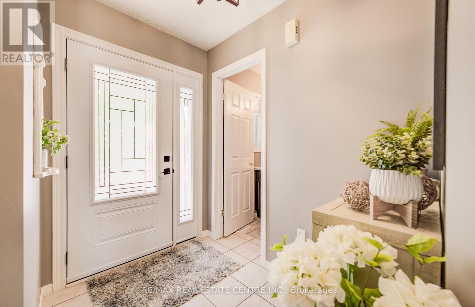 101 Edgemere Drive, Cambridge, Ontario  N1P 1E9 - Photo 5 - X13222544