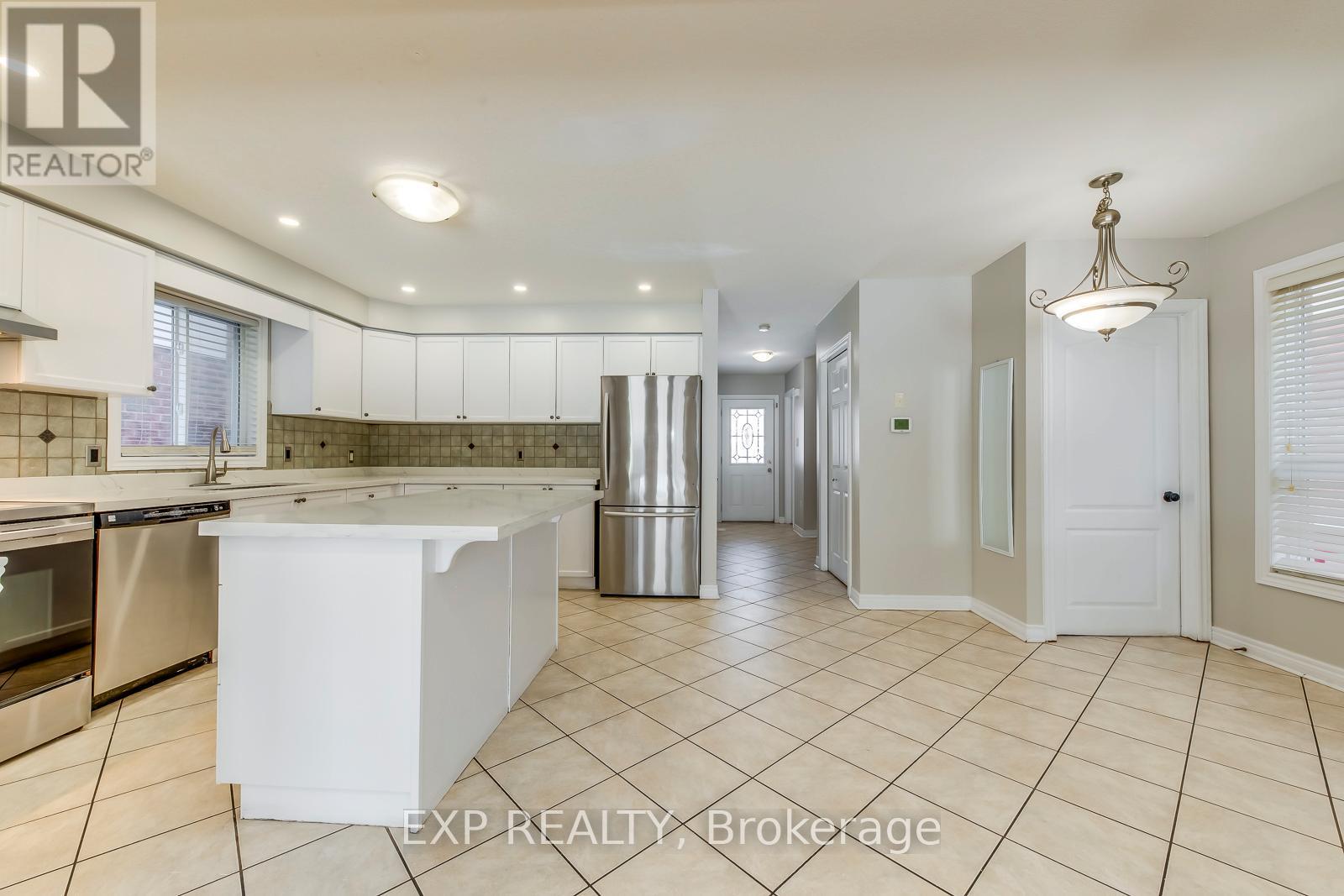 (Upper) - 11 Frankfurt Street W, Kitchener, Ontario  N2R 1T5 - Photo 15 - X13222668