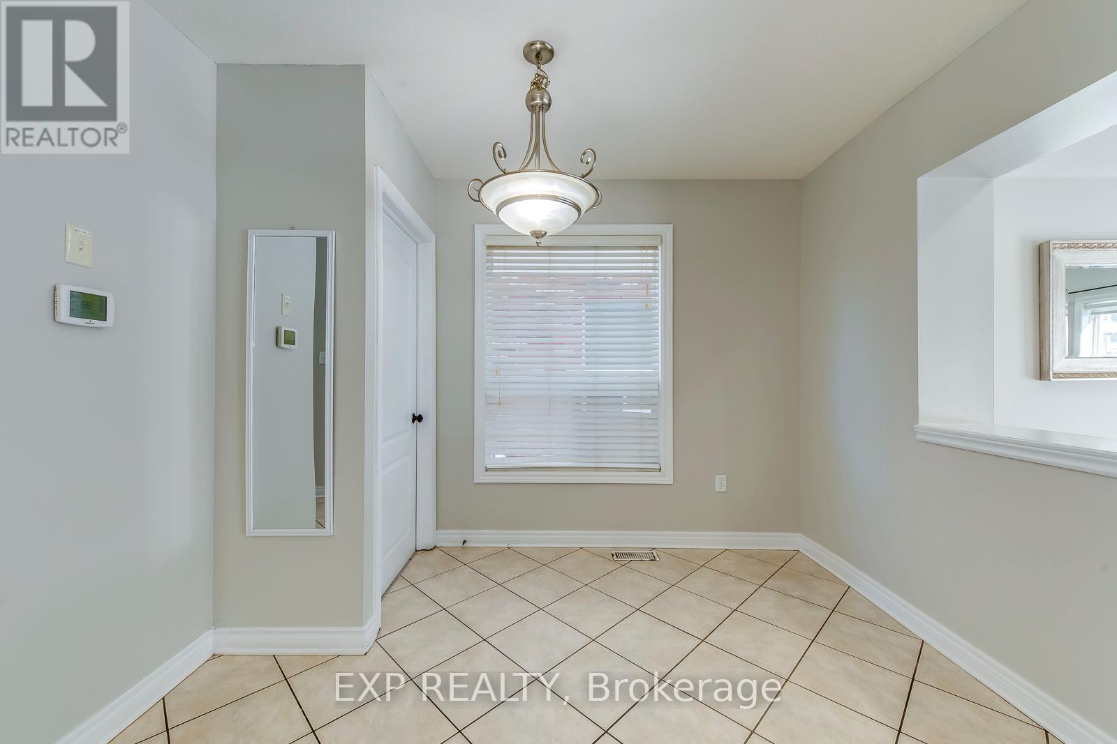 (Upper) - 11 Frankfurt Street W, Kitchener, Ontario  N2R 1T5 - Photo 16 - X13222668