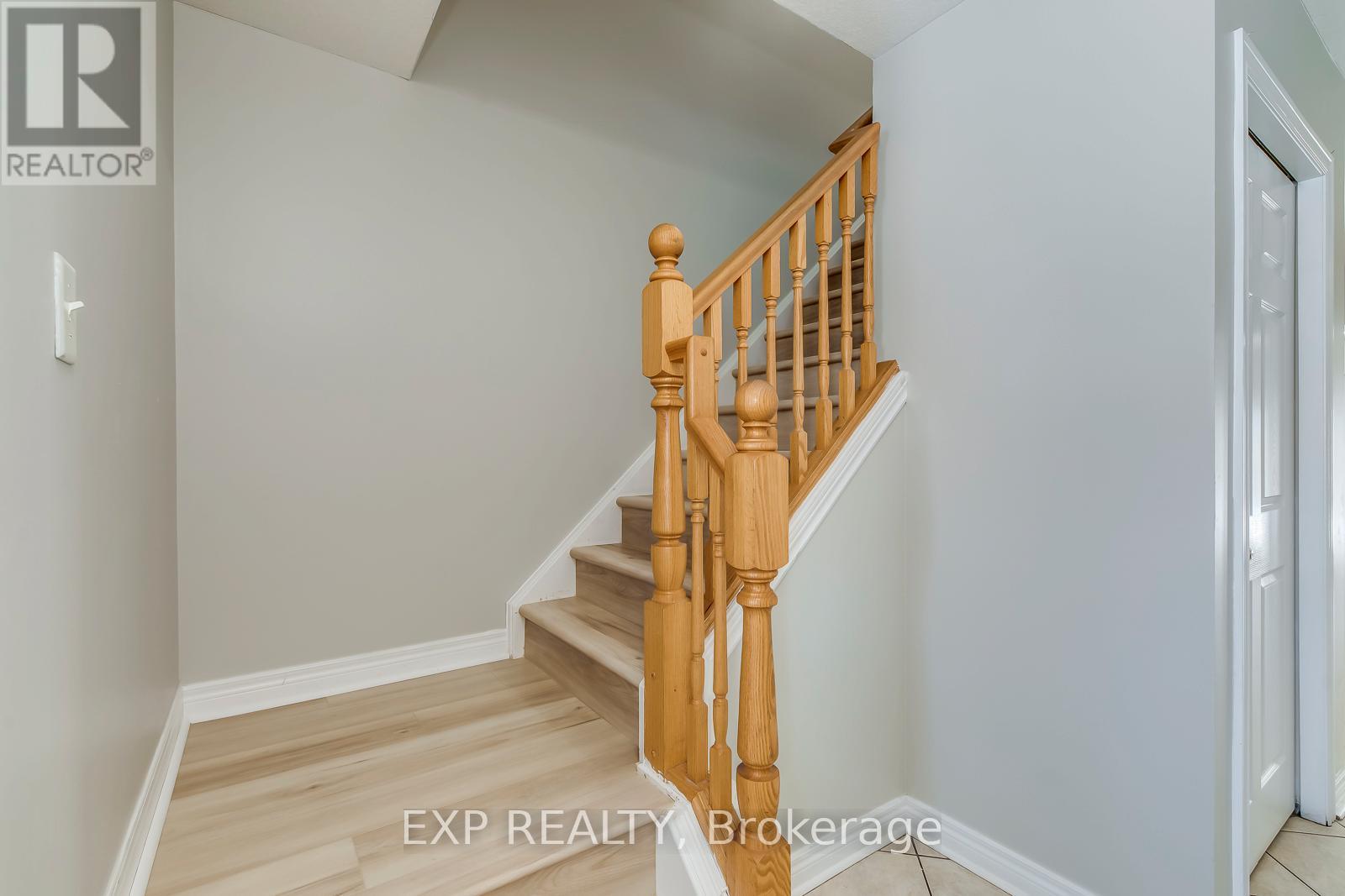 (Upper) - 11 Frankfurt Street W, Kitchener, Ontario  N2R 1T5 - Photo 19 - X13222668