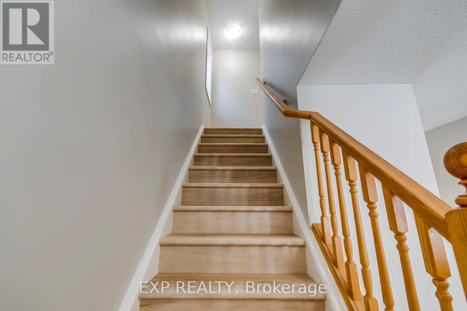 (Upper) - 11 Frankfurt Street W, Kitchener, Ontario  N2R 1T5 - Photo 20 - X13222668