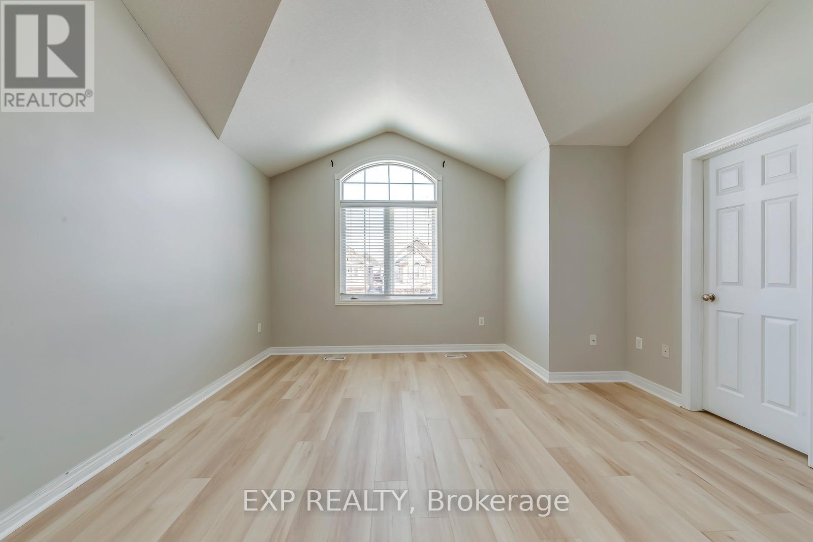 (Upper) - 11 Frankfurt Street W, Kitchener, Ontario  N2R 1T5 - Photo 23 - X13222668