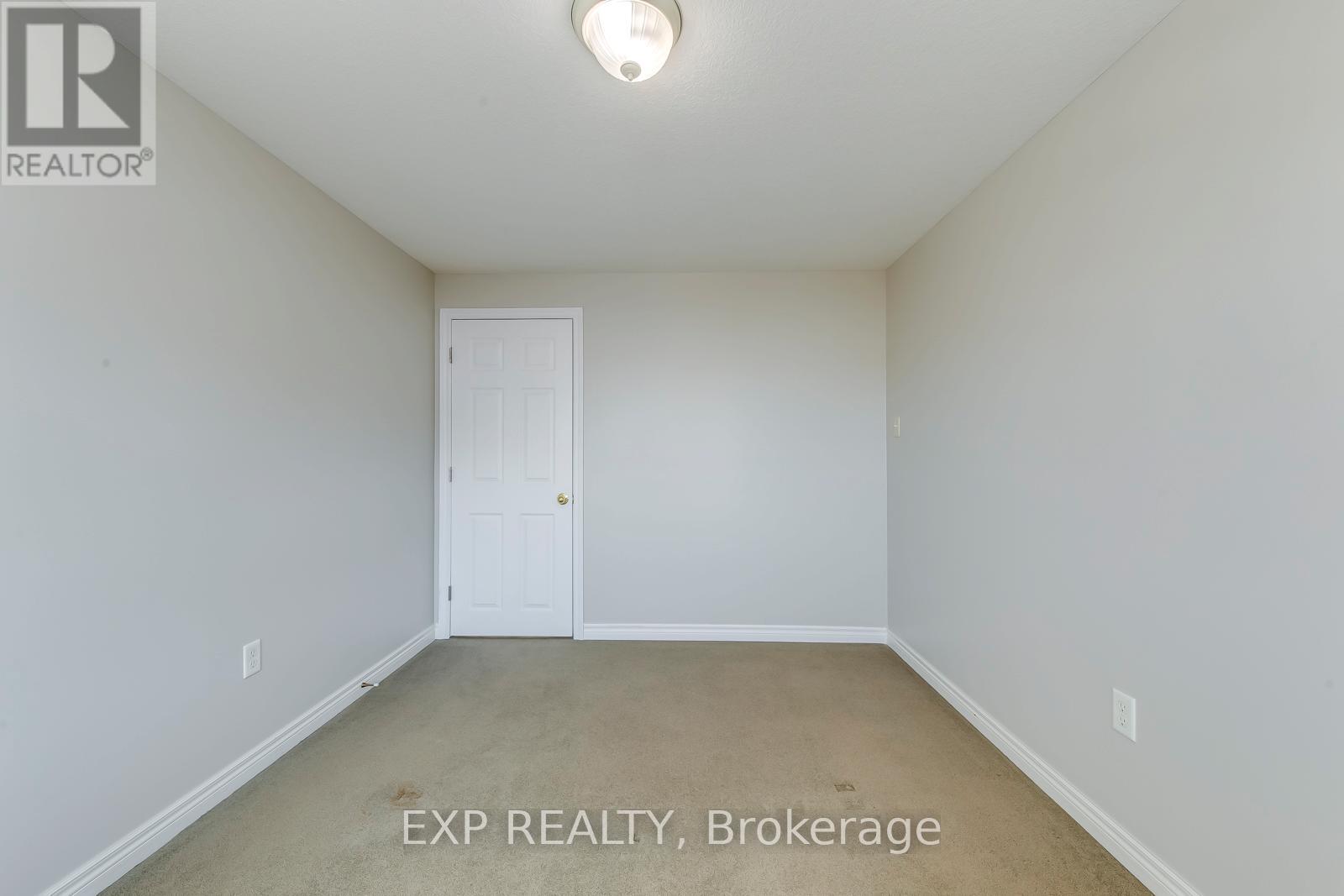 (Upper) - 11 Frankfurt Street W, Kitchener, Ontario  N2R 1T5 - Photo 40 - X13222668