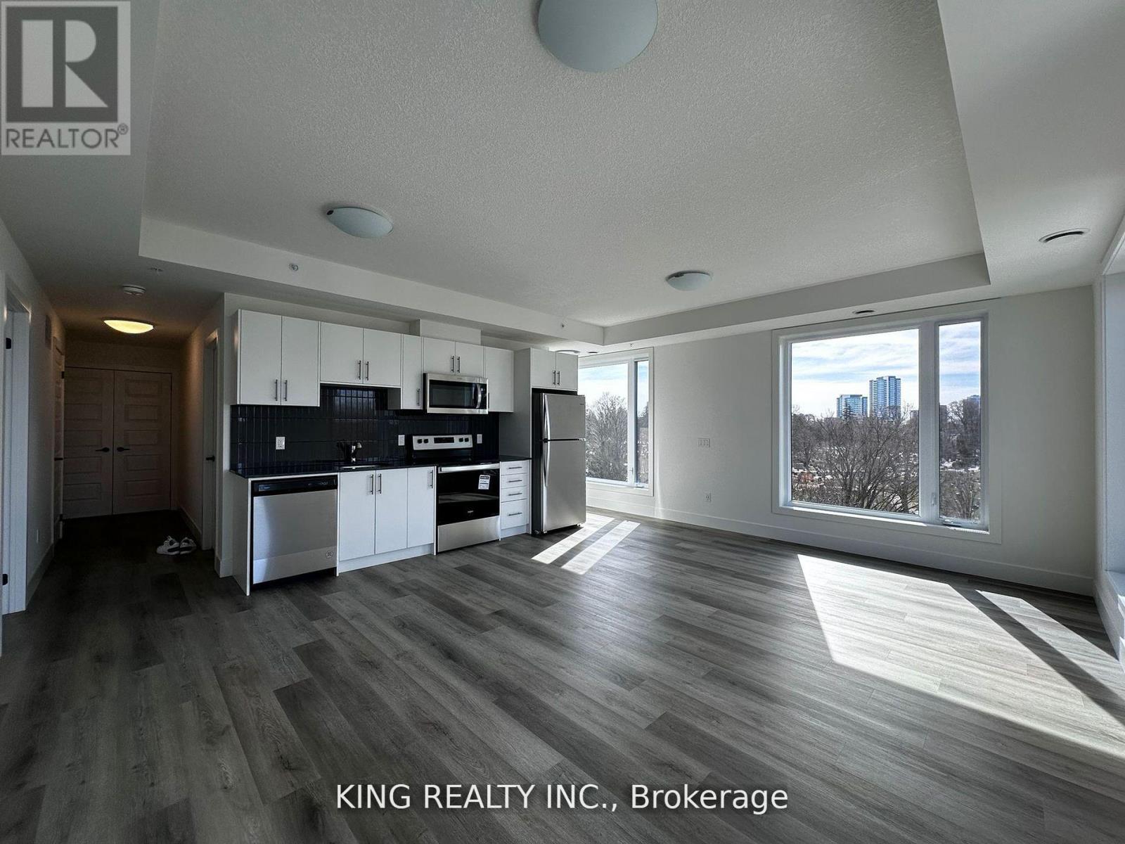 614 - 107 Roger Street, Waterloo, Ontario  N2J 0G3 - Photo 2 - X13222760