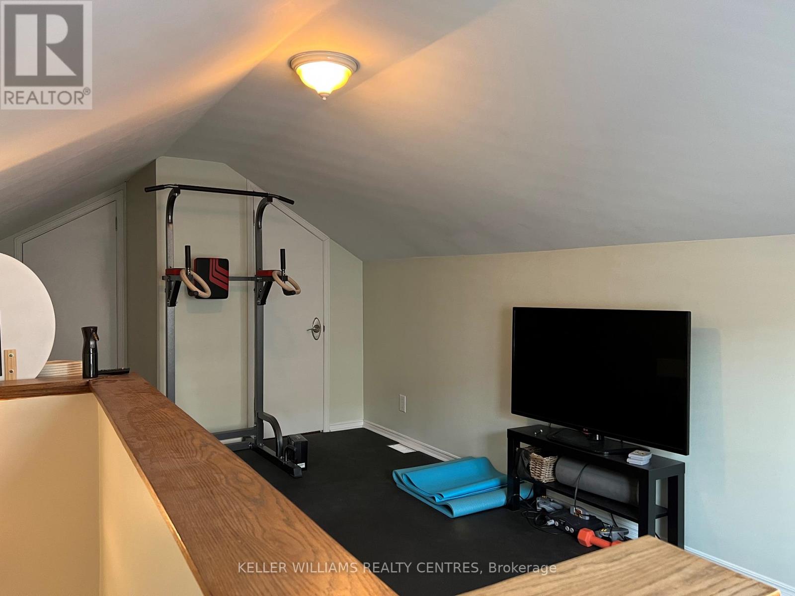 512 Northcliffe Boulevard, Toronto, Ontario M6E 3L5 - Photo 8 - C13222894