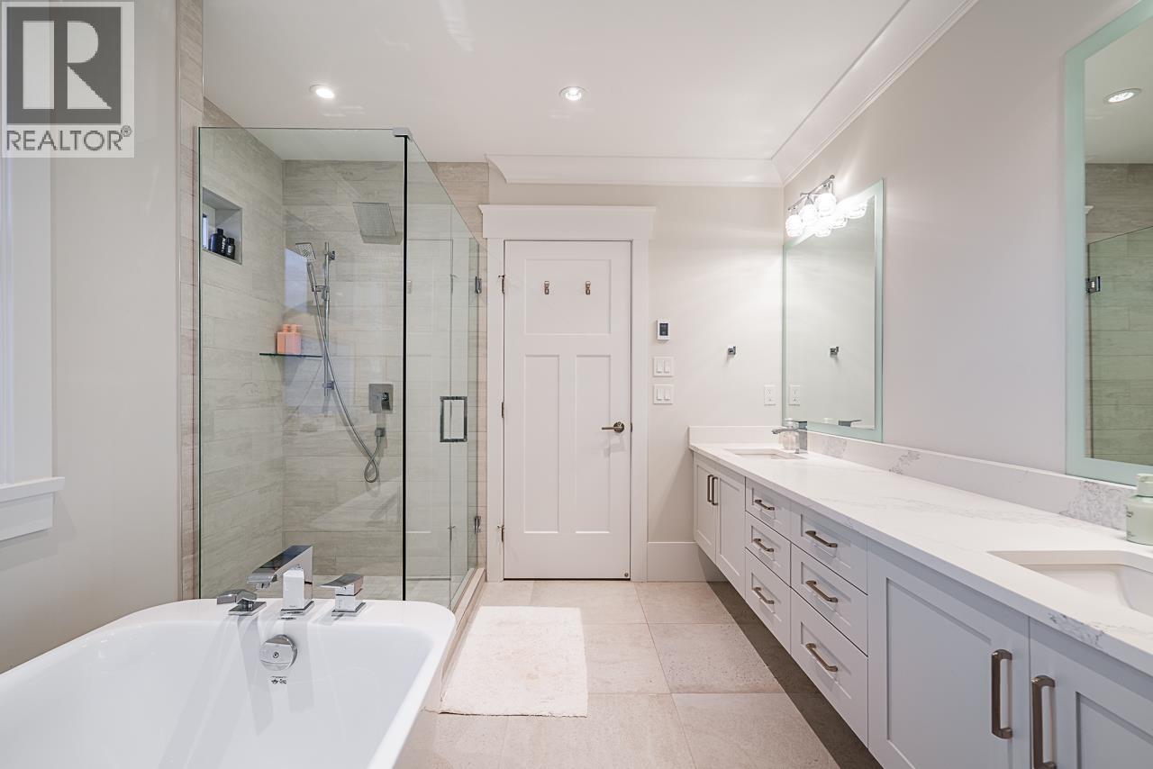 1308 Forbes Avenue, North Vancouver, British Columbia V7M 2Y1 - Photo 18 - R3130156