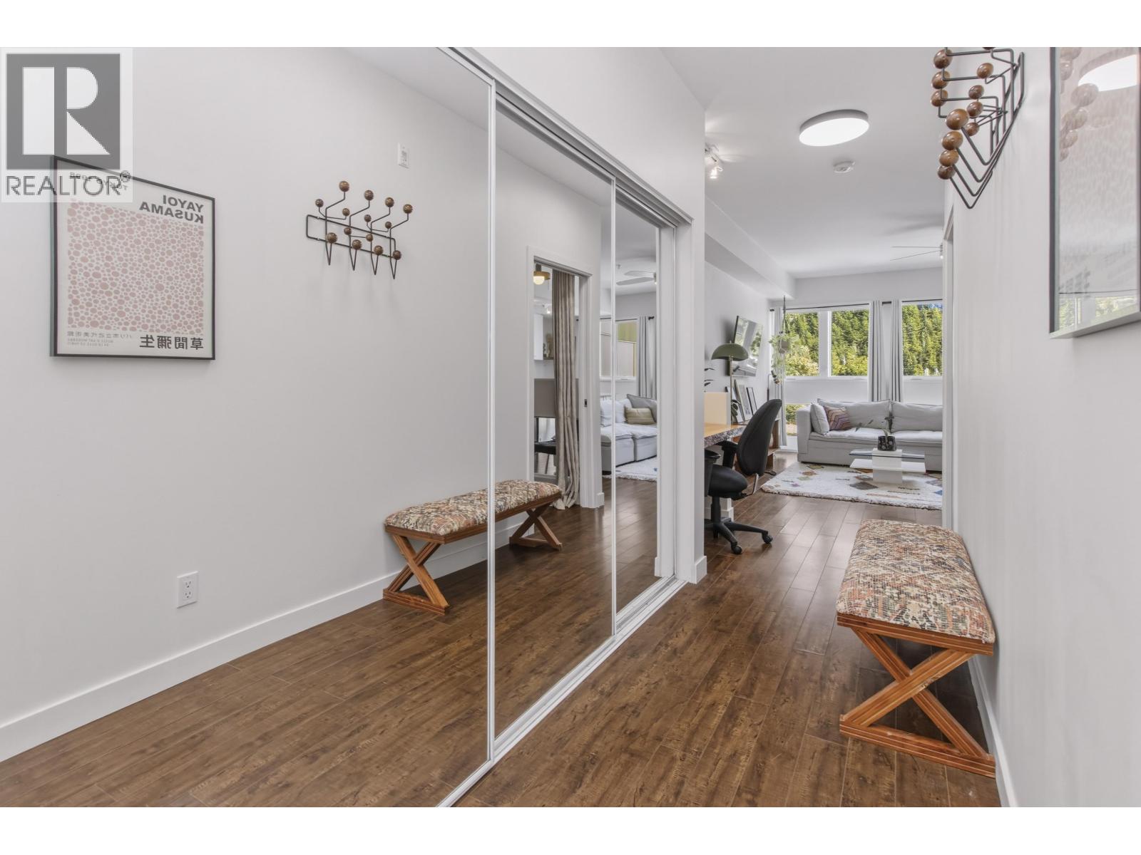 308 37841 Cleveland Avenue, Squamish, British Columbia  V8B 0S8 - Photo 2 - R3130177