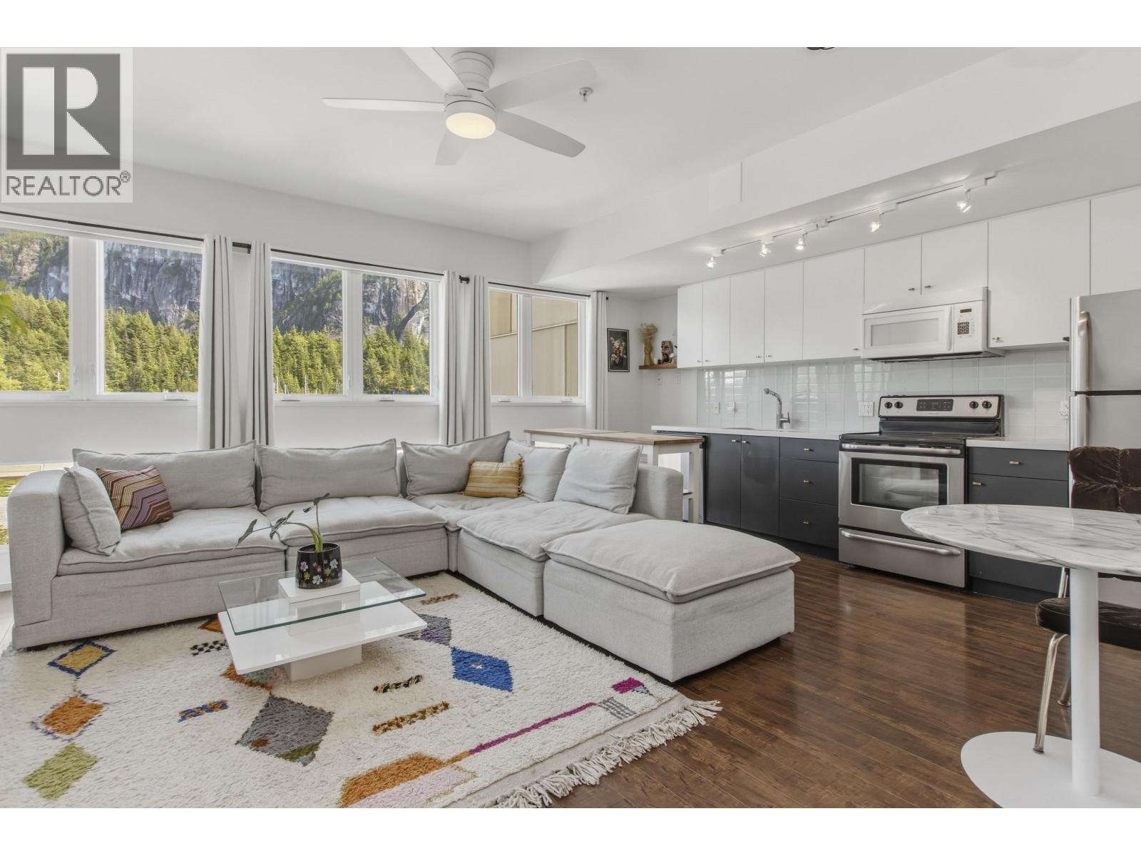 308 37841 Cleveland Avenue, Squamish, British Columbia  V8B 0S8 - Photo 8 - R3130177